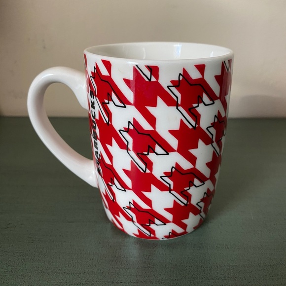 Starbucks ceramic coffee mug. Houndstooth pattern. - Picture 2 of 5